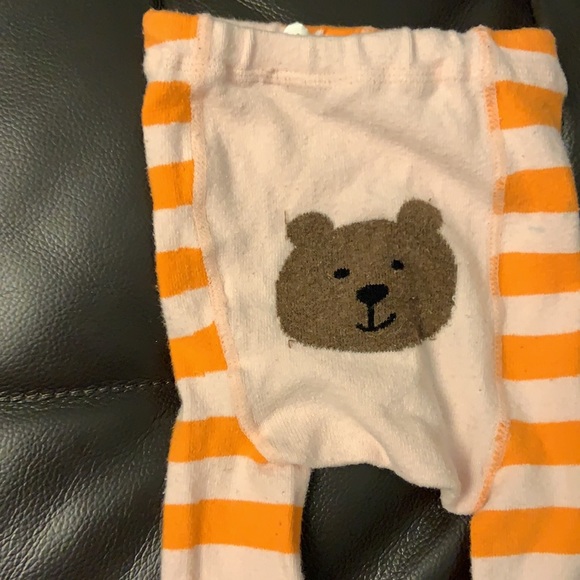 3/$20 6-12 months Tights - Picture 3 of 4